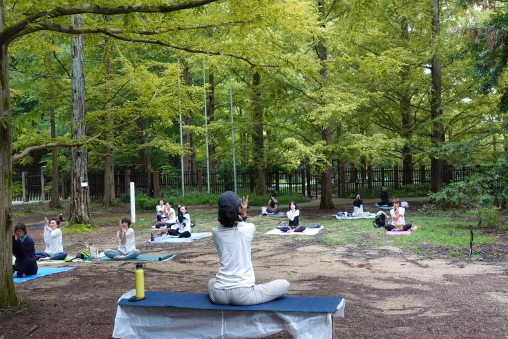 森林浴ヨガ 神戸市立森林植物園